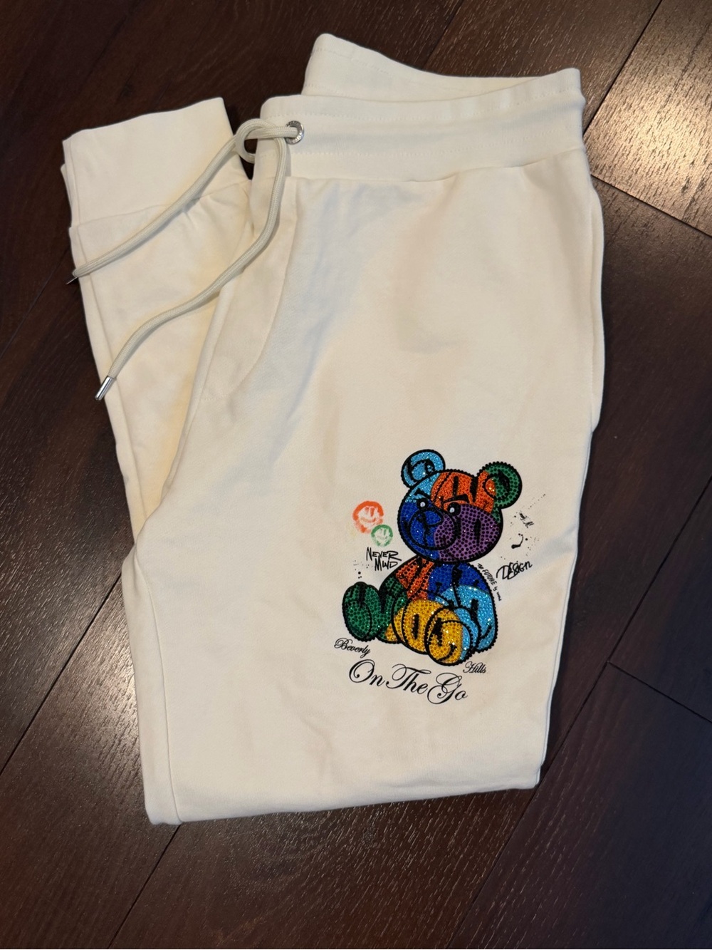 NWT Left Point Cream "On The Go" Patchwork Bear Sweatpants Size L unisex jogger